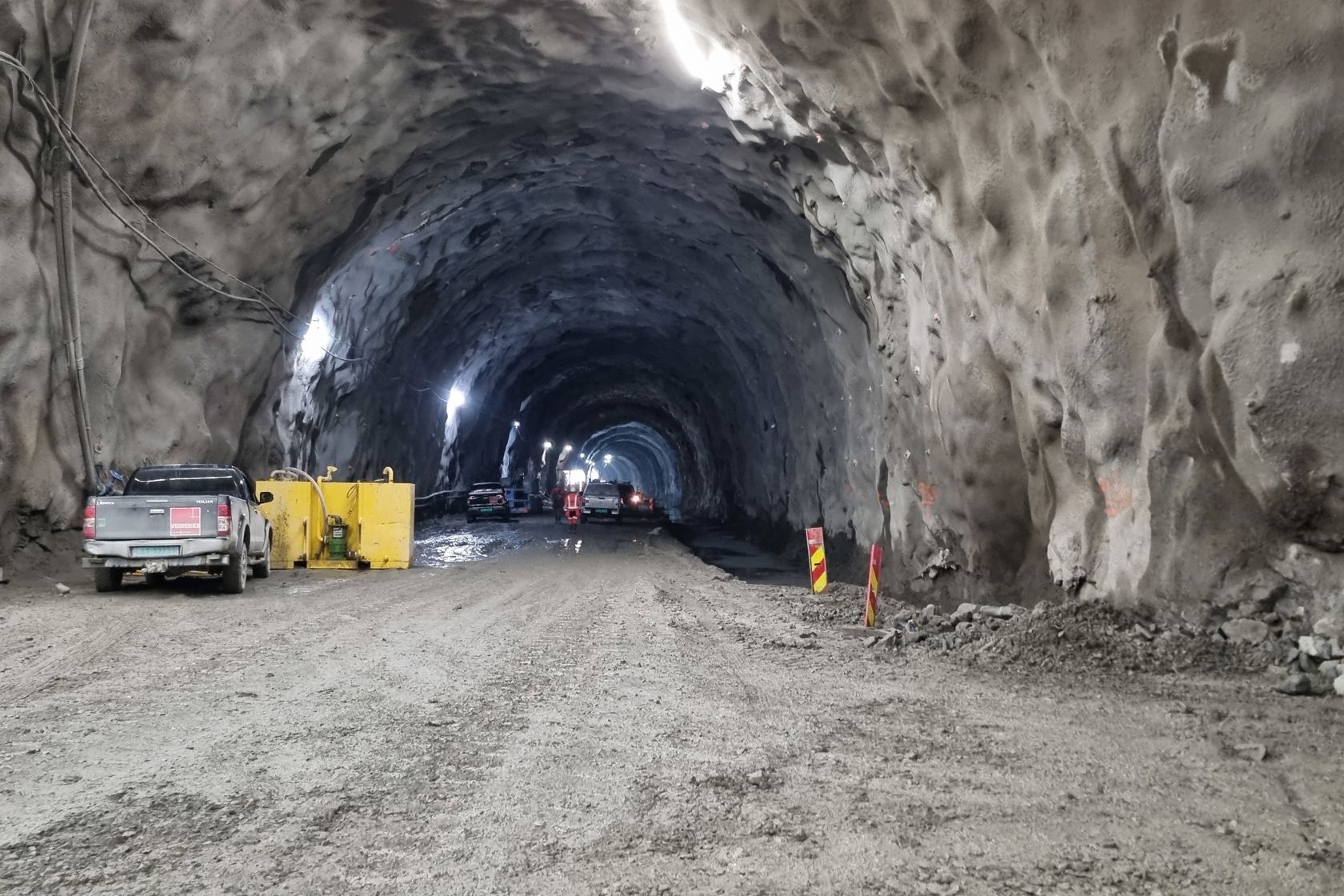 Tunnel under oppføring, innvendig utsnitt.