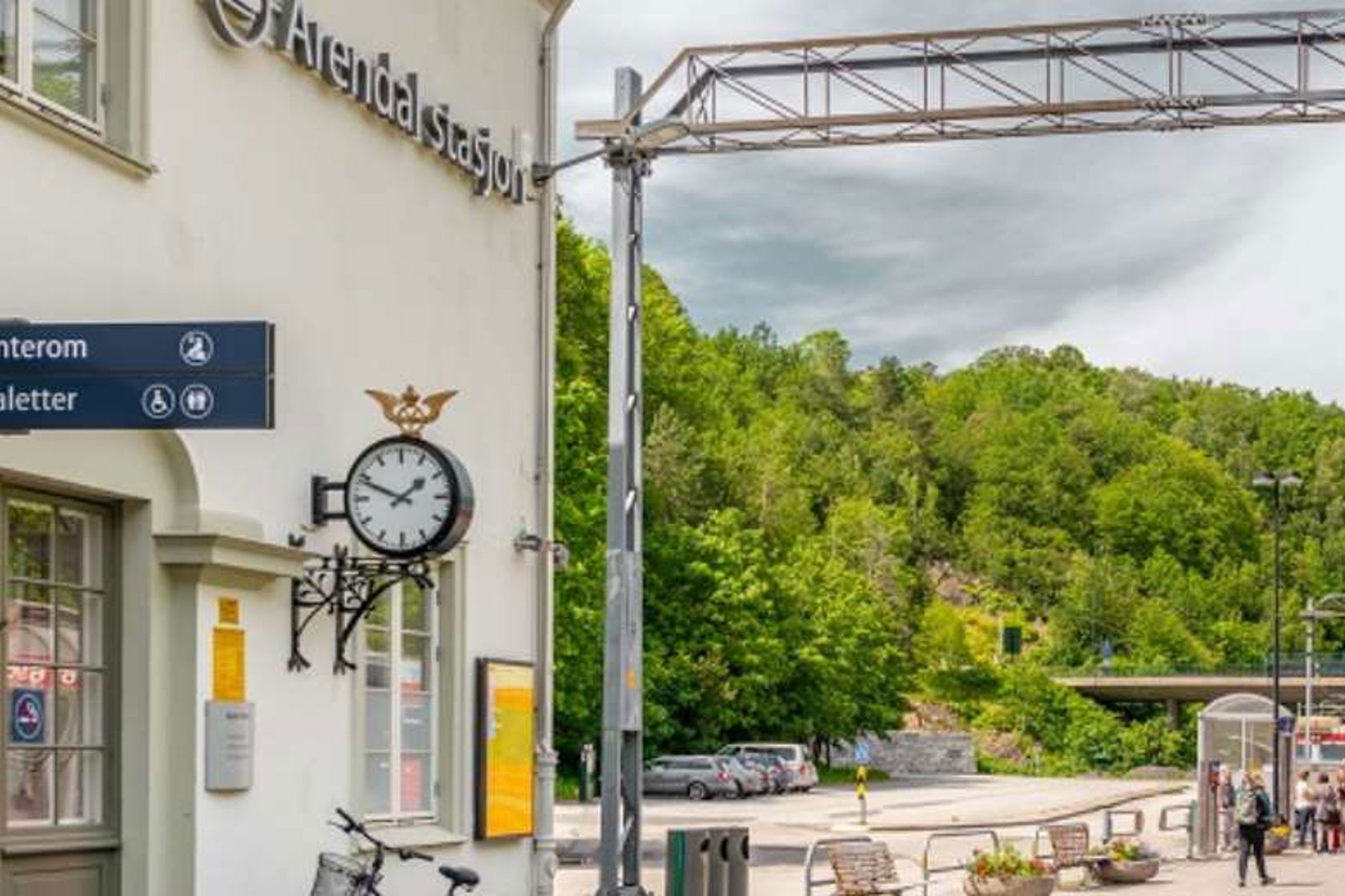 Exterior view of Arendal station