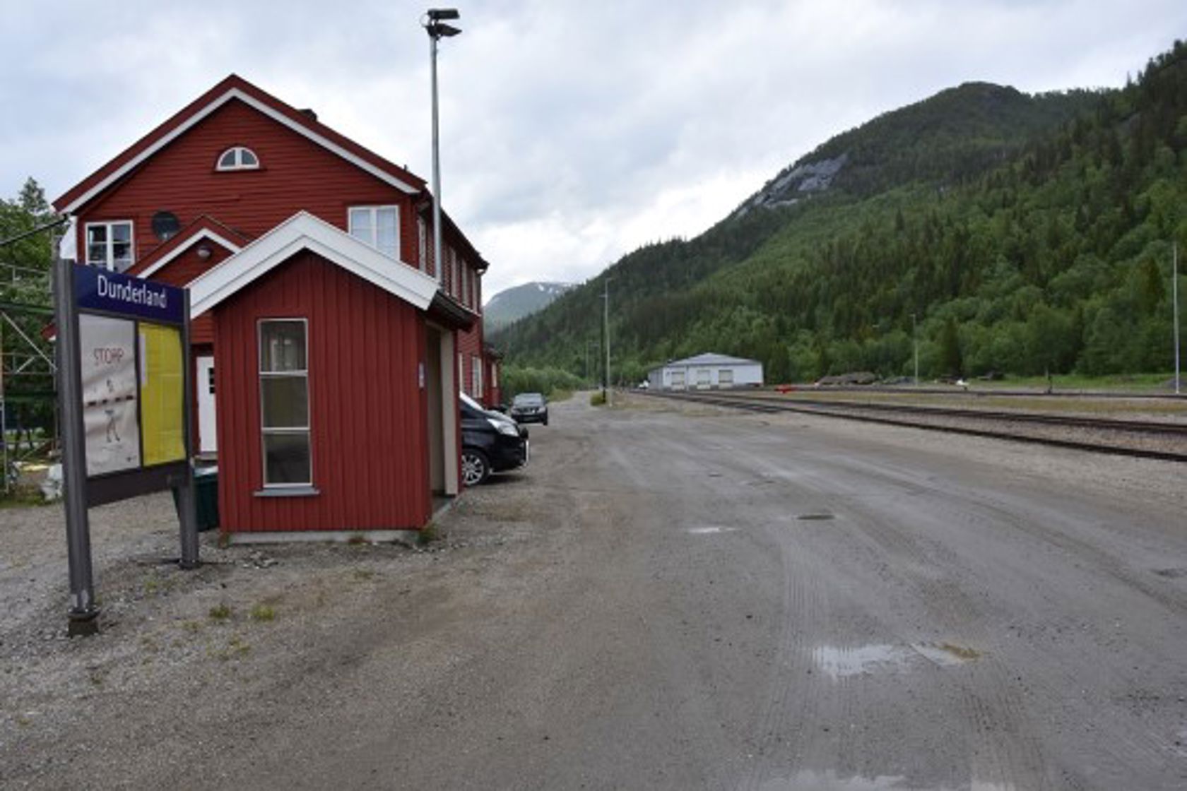 Eksteriørbilde av Dunderland stasjon