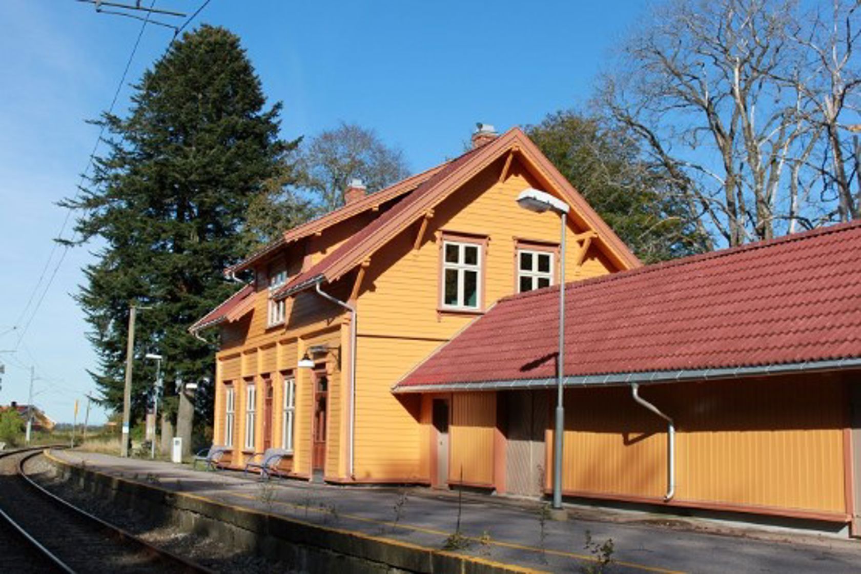 Exterior view of Eidsberg station