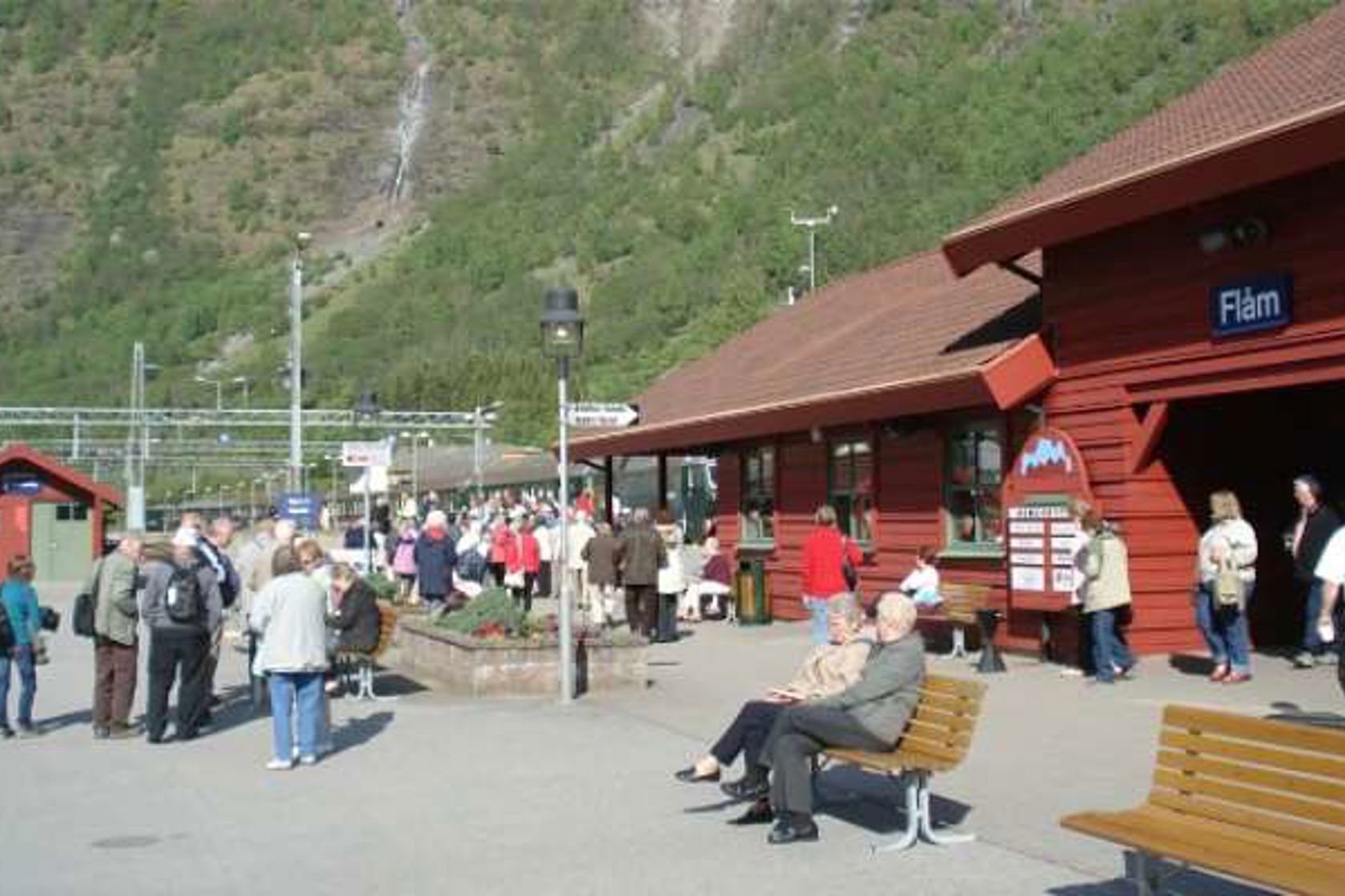 Ekseriørbilde av Flåm stasjon