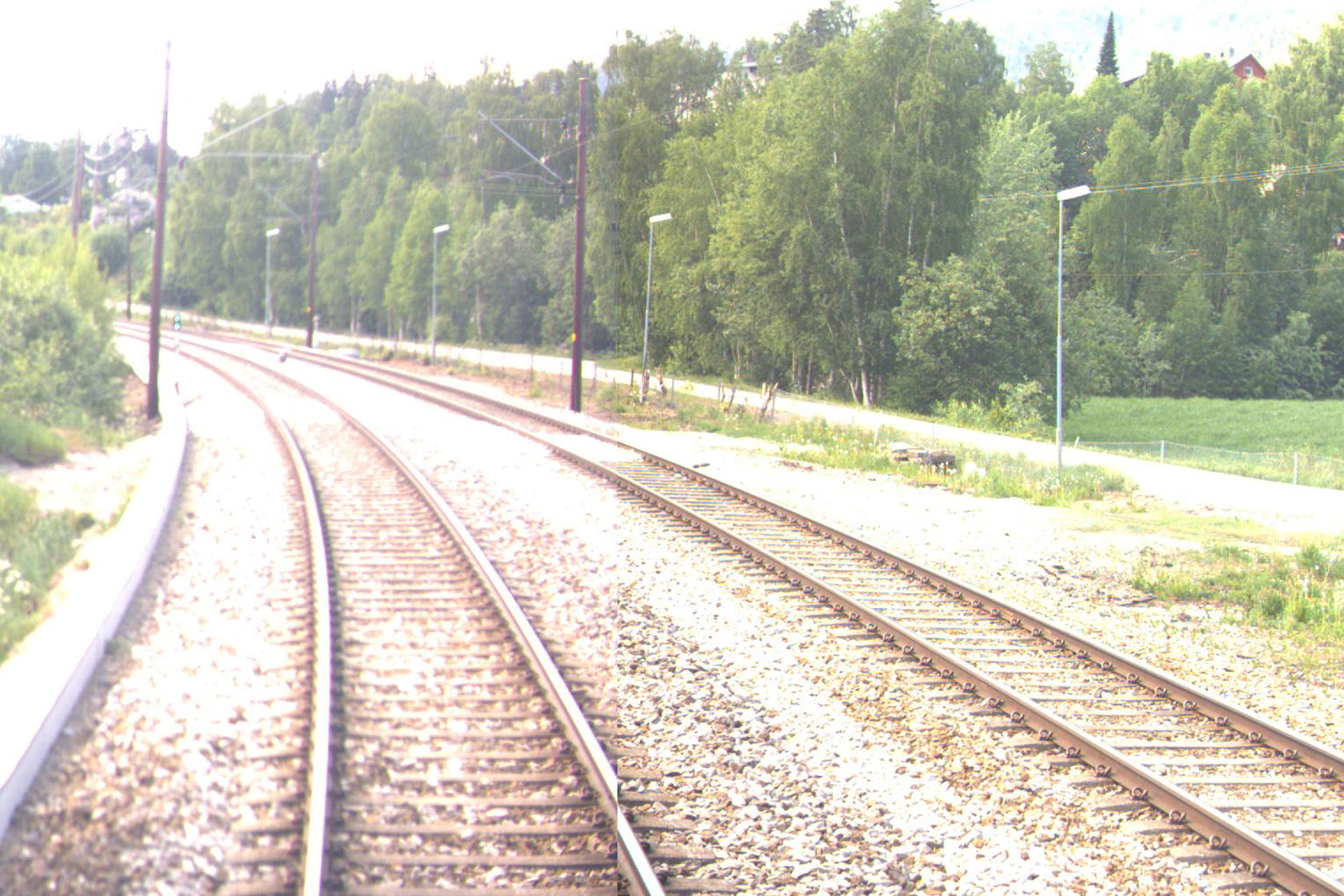Tracks at Fron station