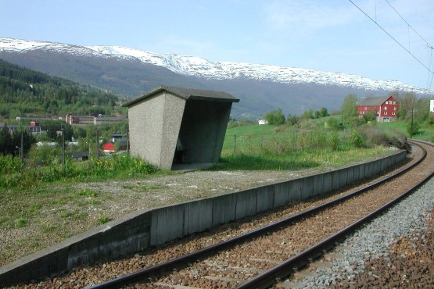 Eksterørbilde av Gjerdåker stasjon