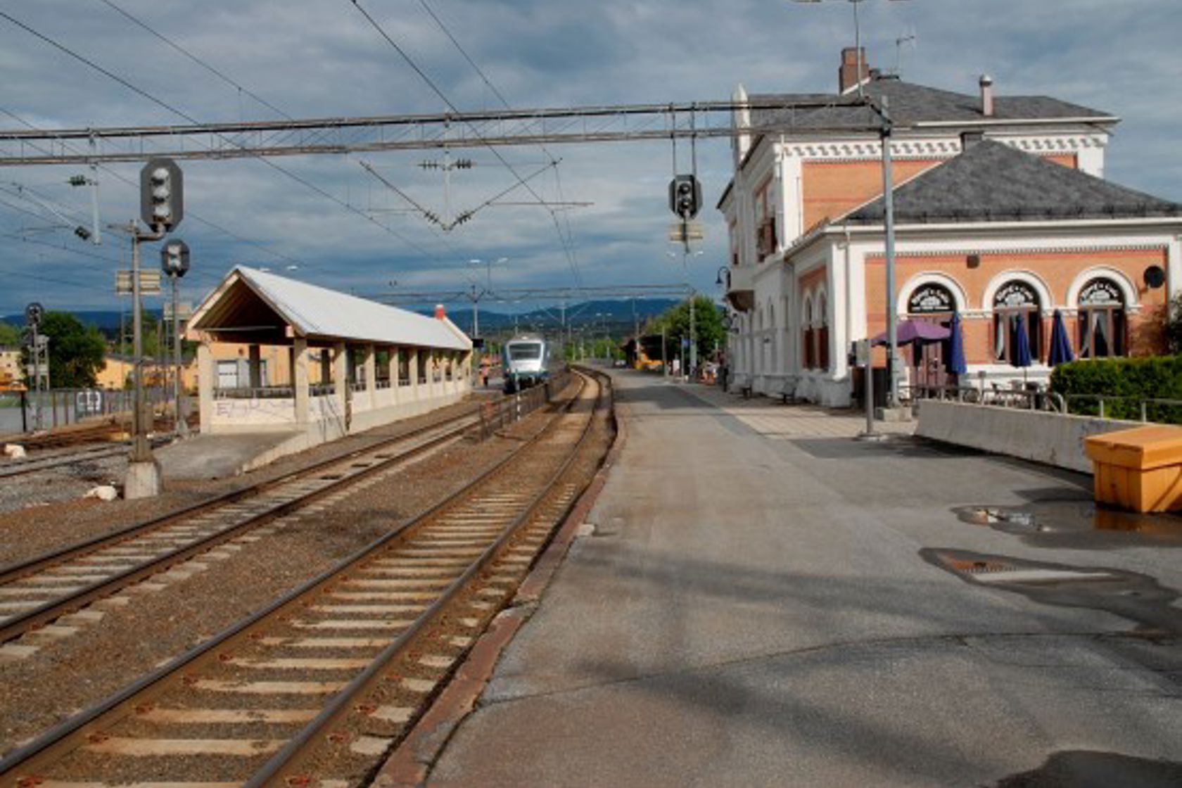 Ekstreiørbilde av Hokksund stasjon