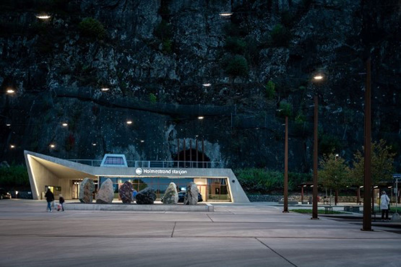 Exterior view of Holmestrand station