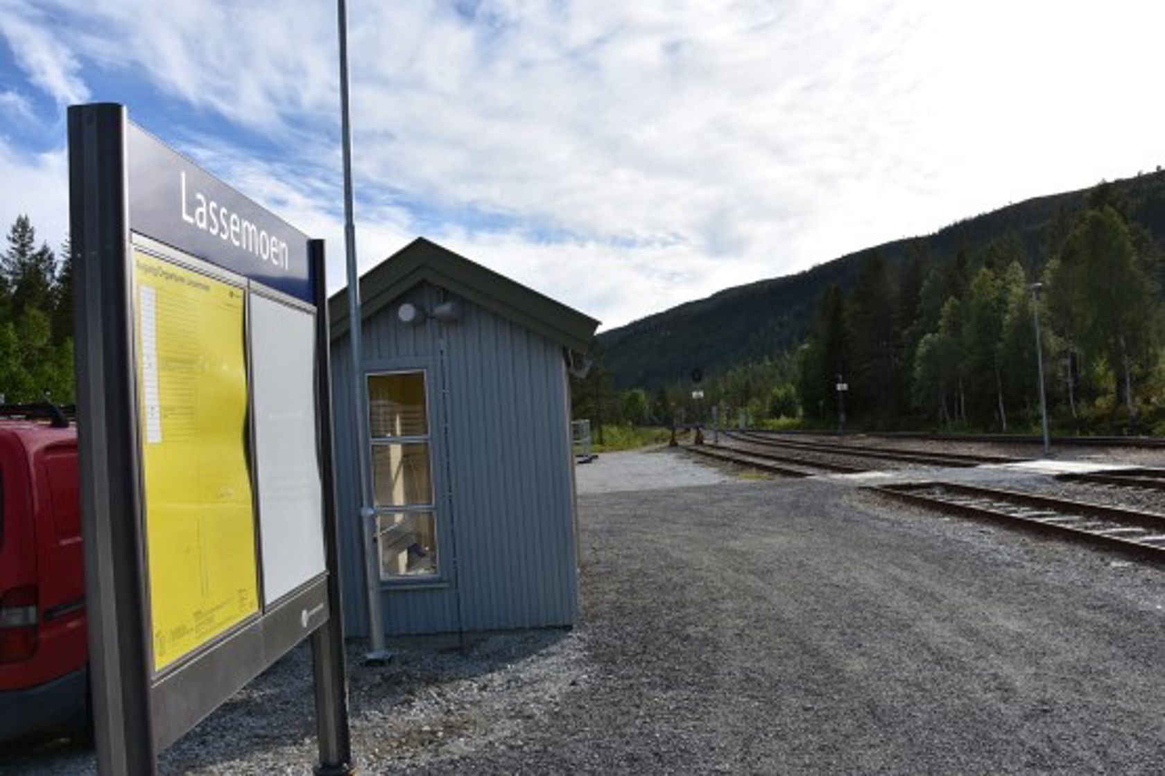 Exterior view of Lassemoen station