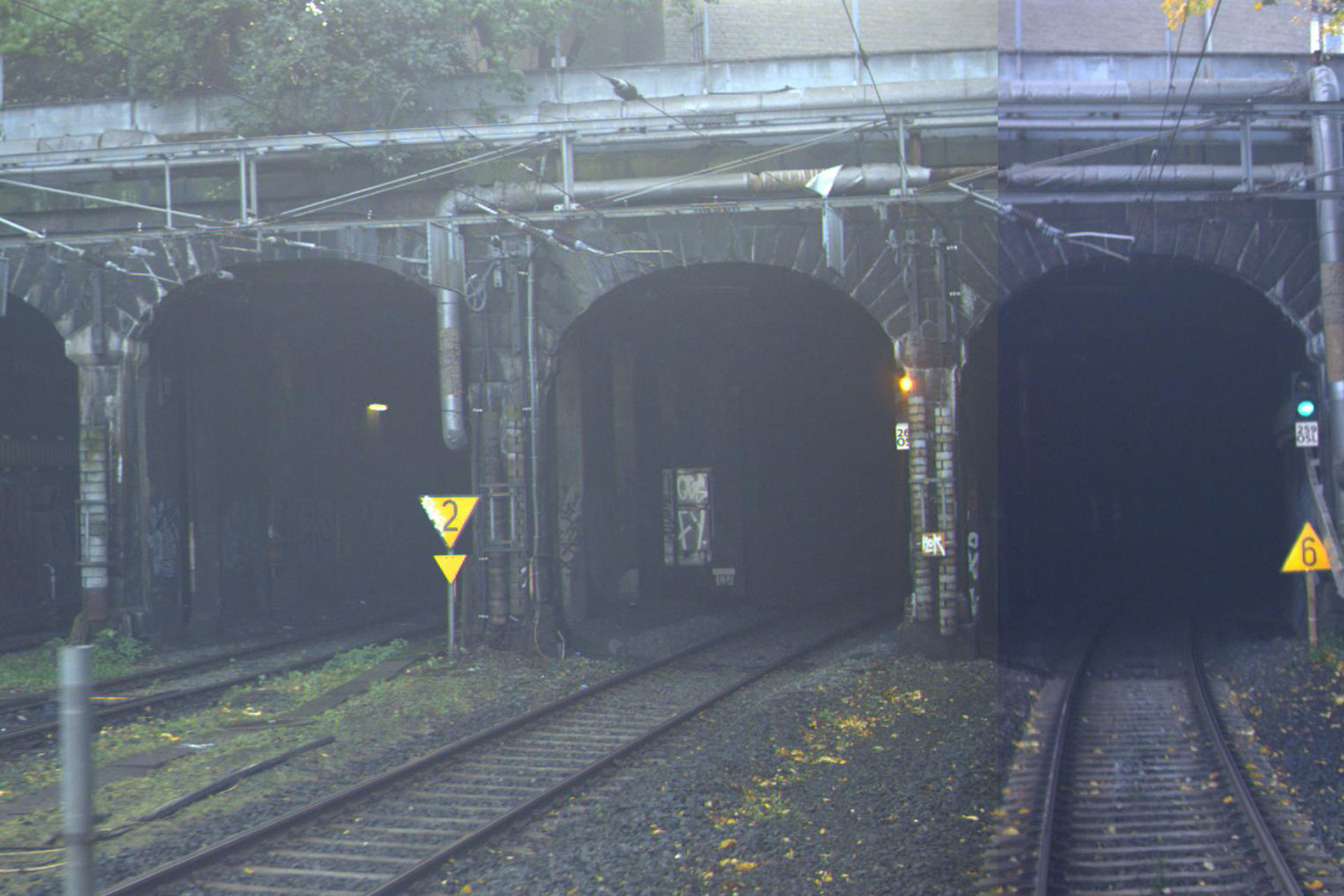 Tracks and tunnel at Loenga station