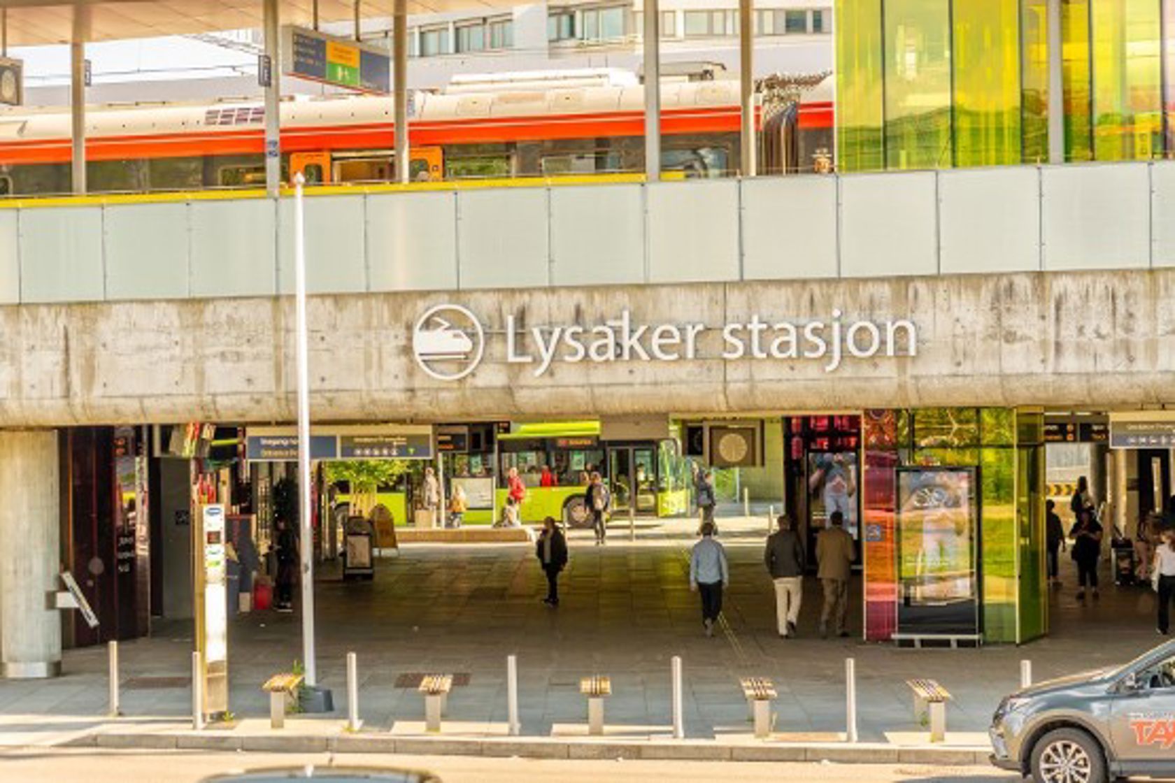 Exterior view of Lysaker station
