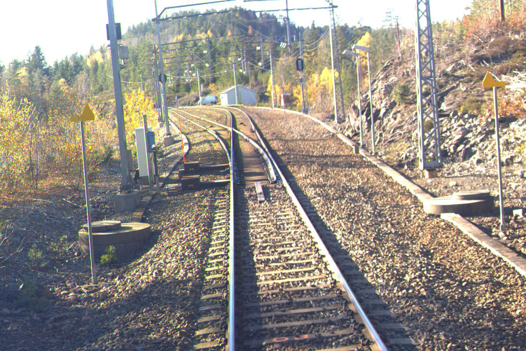 Spor og bygning på Lyser stasjon