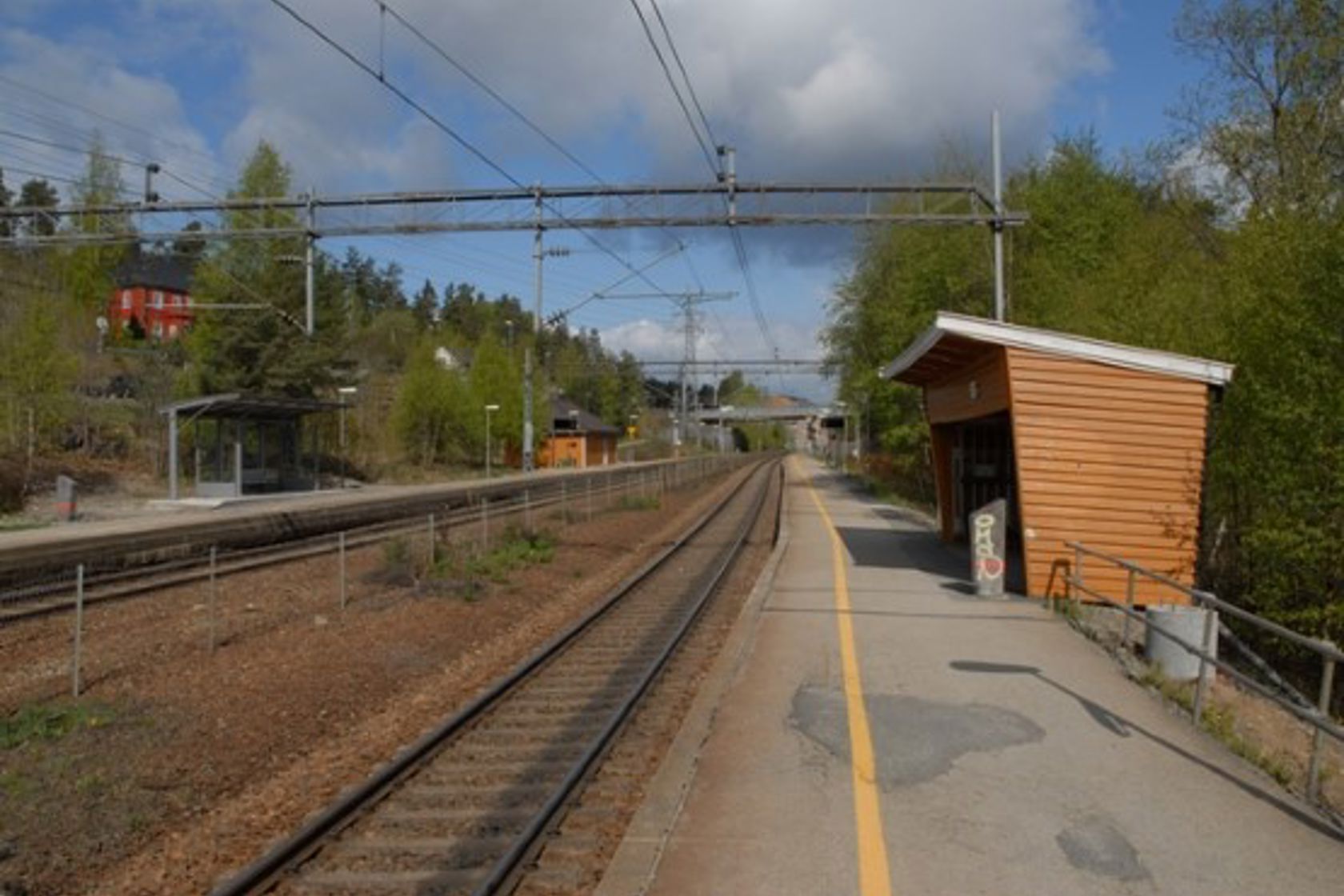 Eksteriørfoto av Myrvoll holdeplass