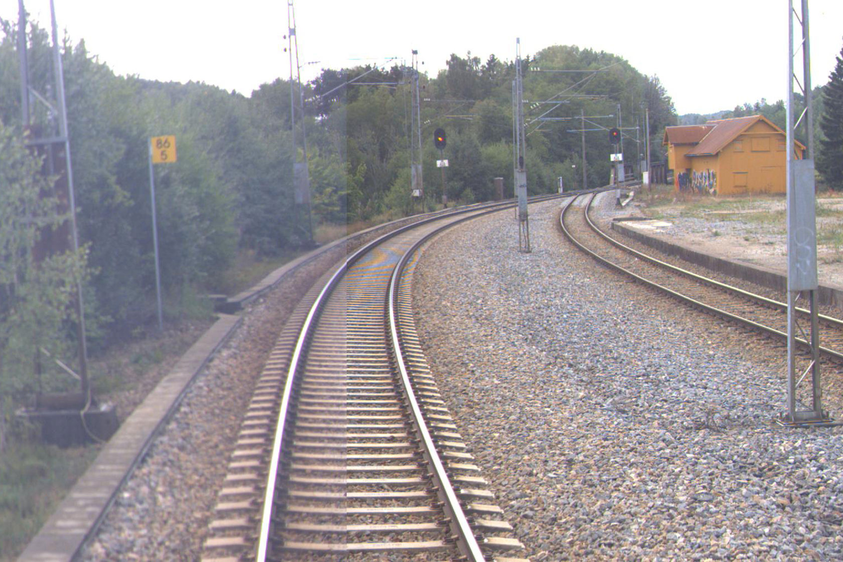 Tracks and buildings at Onsøy station