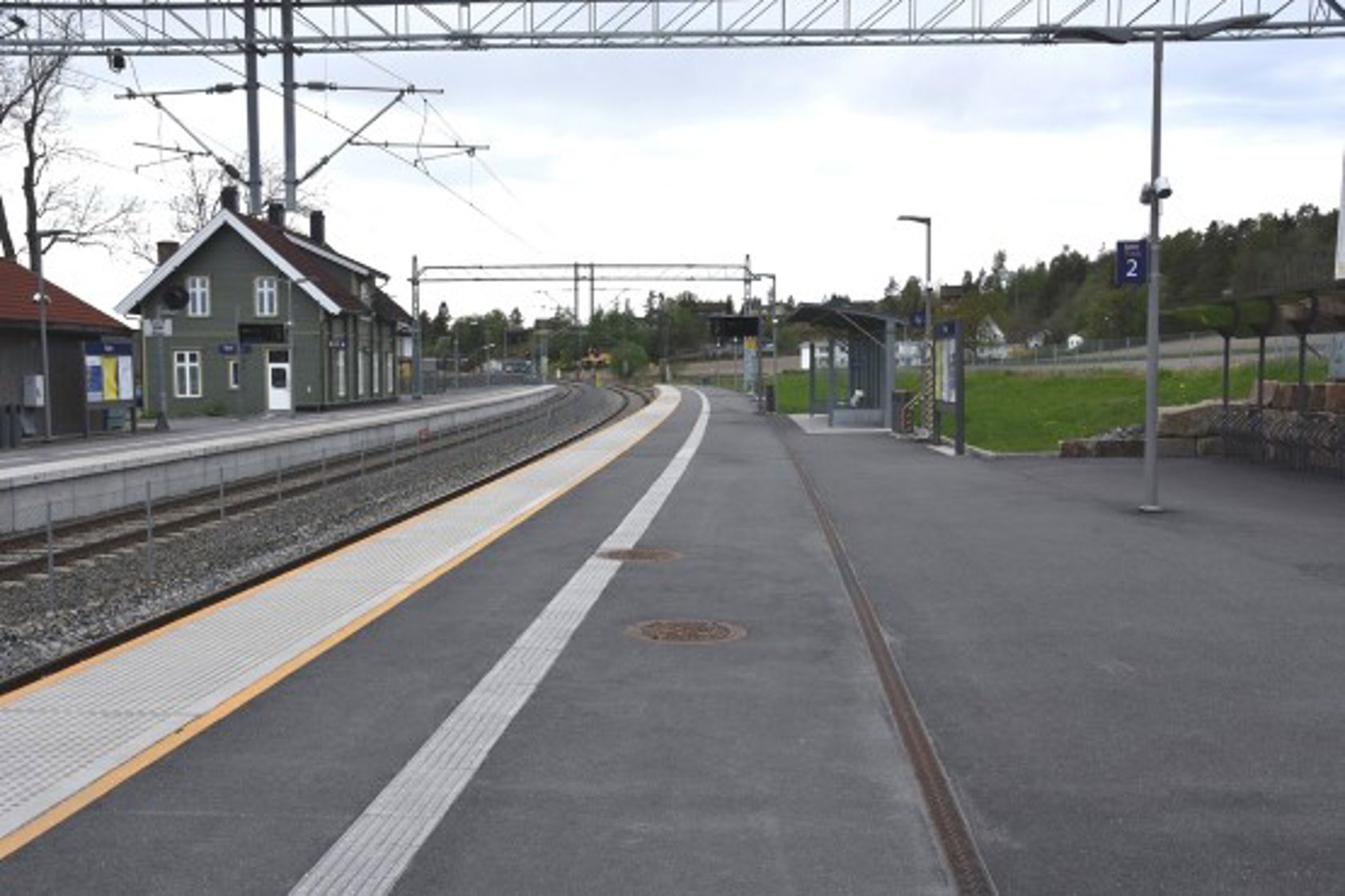 Exterior view of Råde station