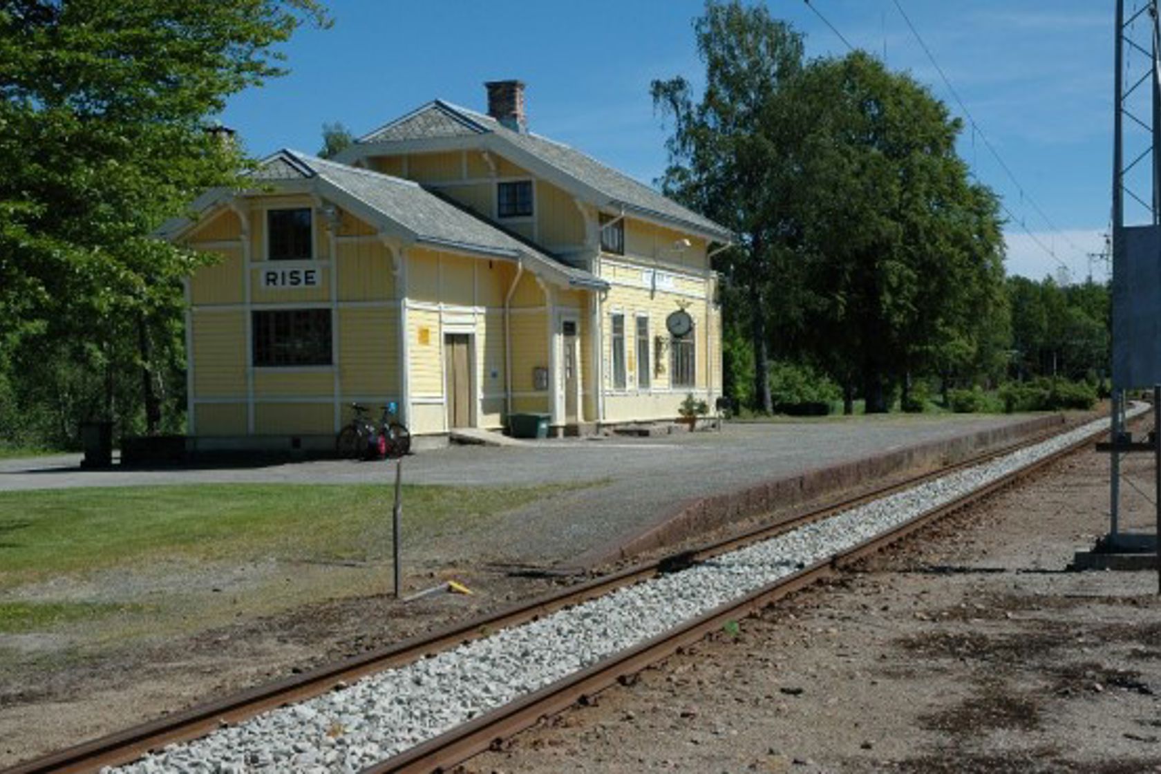 Exterior view of Rise station