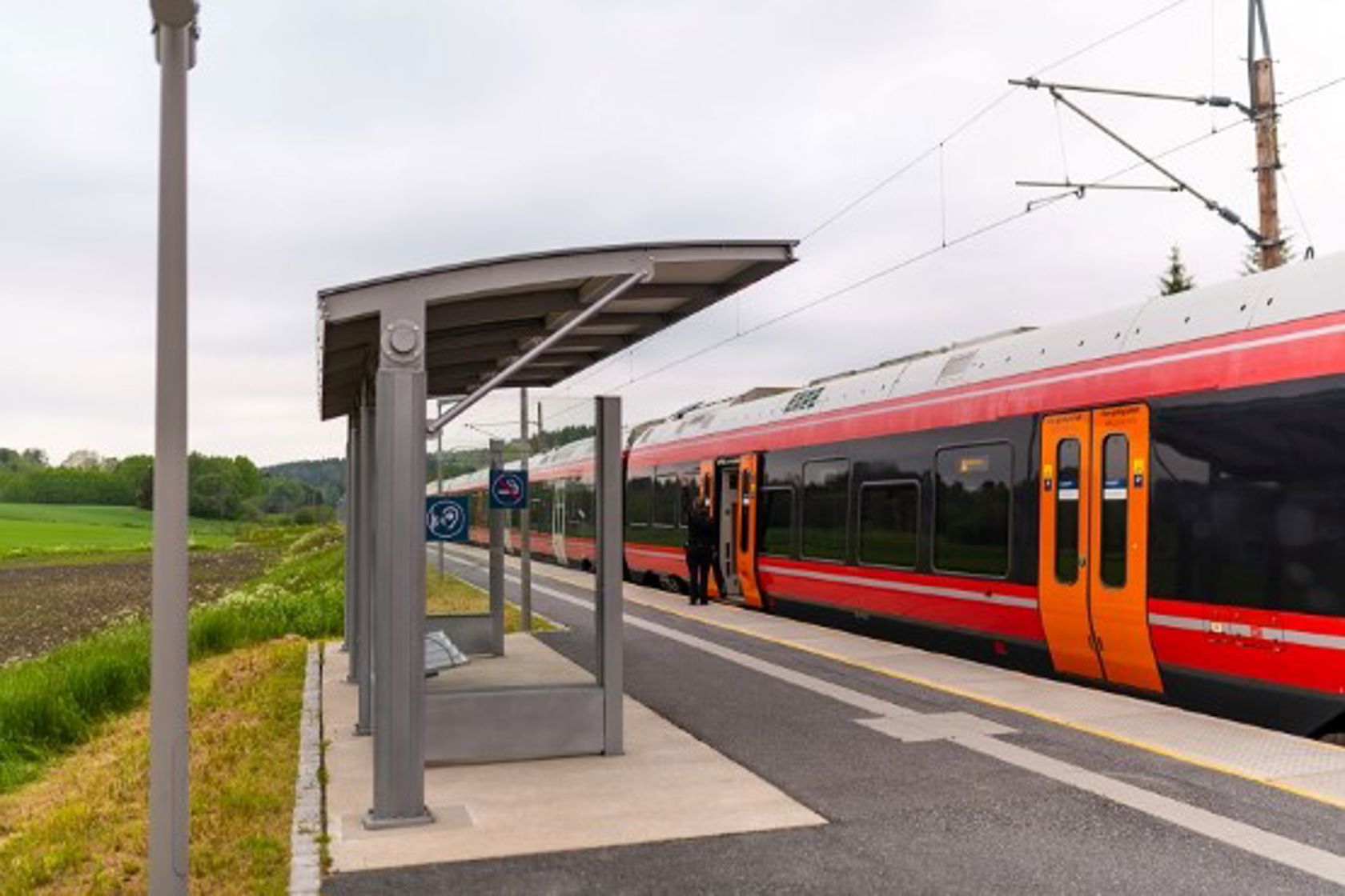 Exterior view of Skotbu stop