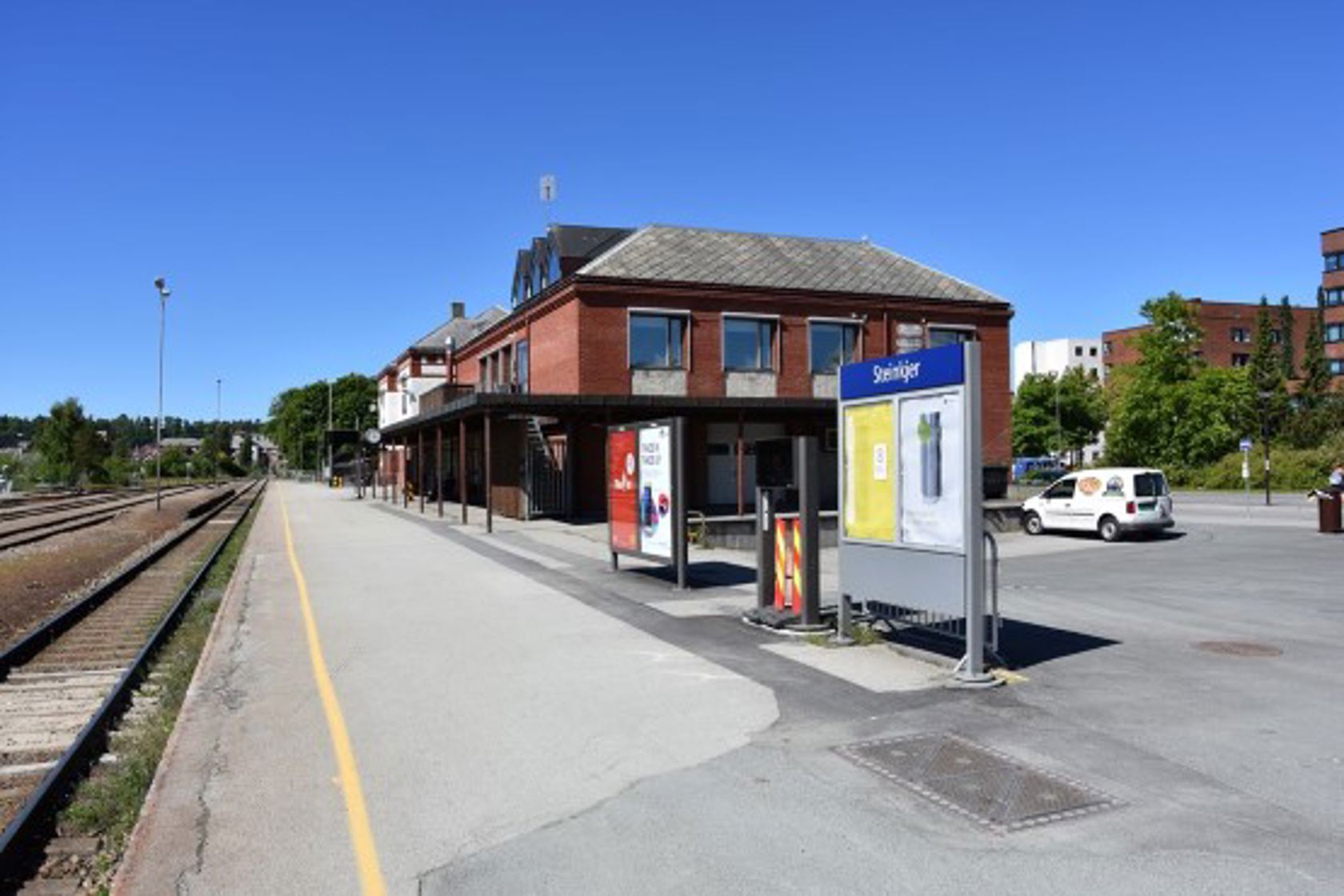 Exterior view of Steinkjer station